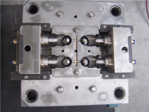 科翔模具告訴您，如何提高模具零配件加工質(zhì)量？