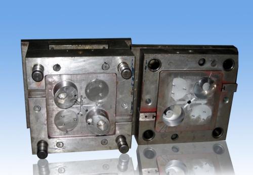 如何預防模具拉不開模？ 深圳塑膠模具開模